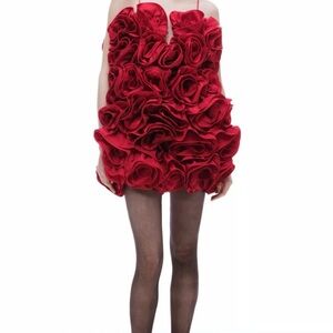 Elegant Red Floral Mini Skirt